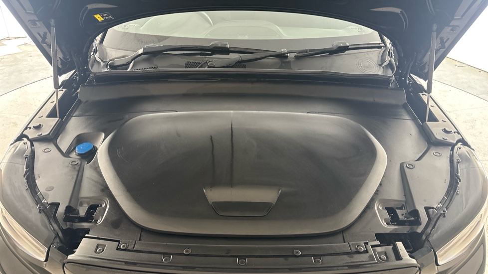 VOLVO C40 Image 16