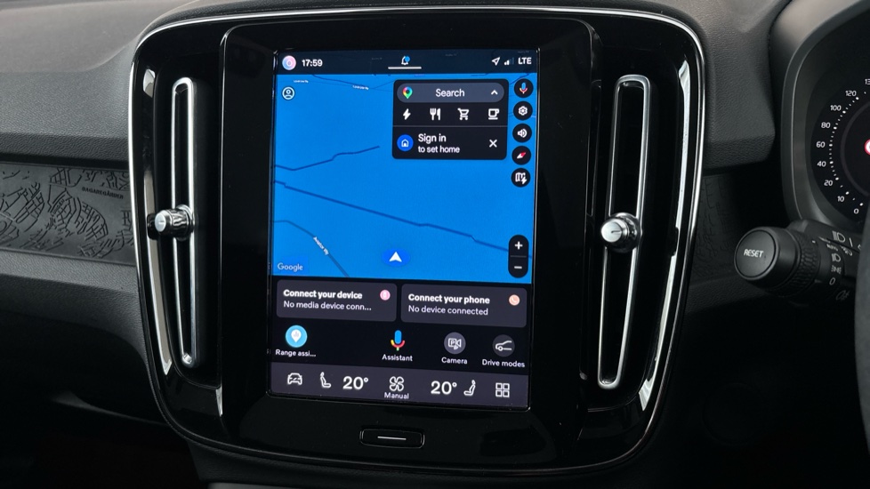 VOLVO C40 Image 12
