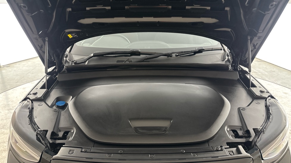 VOLVO C40 Image 16