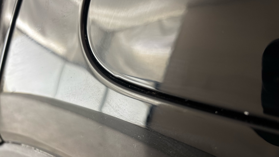 VOLVO C40 Paint imperfection