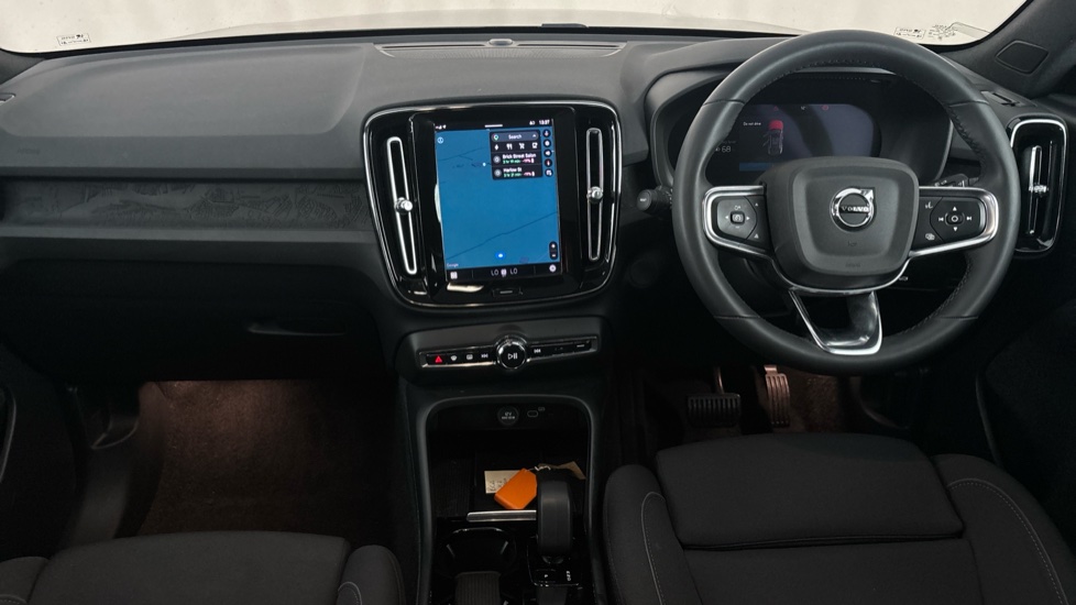 VOLVO C40 Image 11