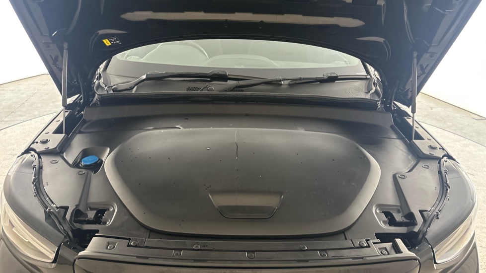 VOLVO C40 Image 16