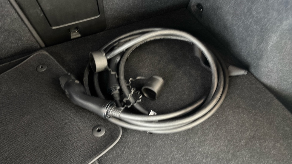 VOLVO C40 Image 22