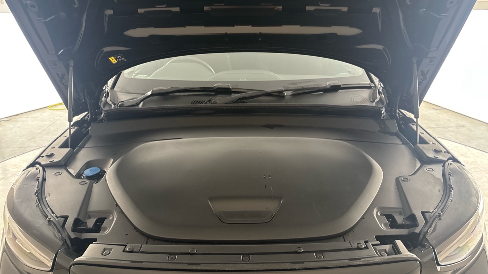 VOLVO C40 Image 16
