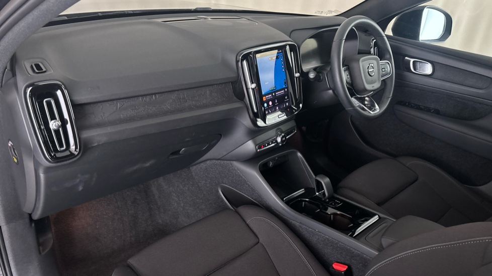 VOLVO C40 Image 10