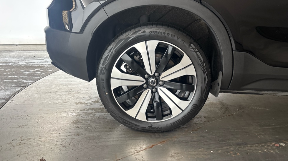 VOLVO C40 Image 19