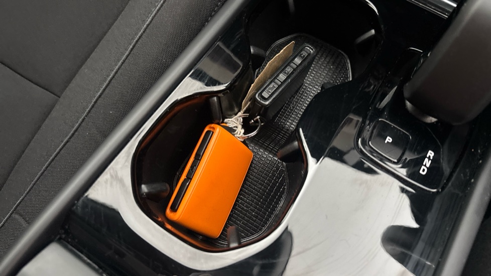 VOLVO C40 2 keys