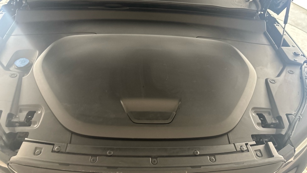 VOLVO C40 Image 16