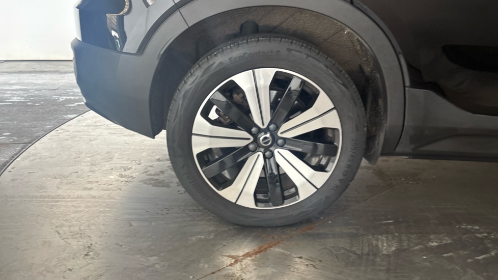 VOLVO C40 Image 19
