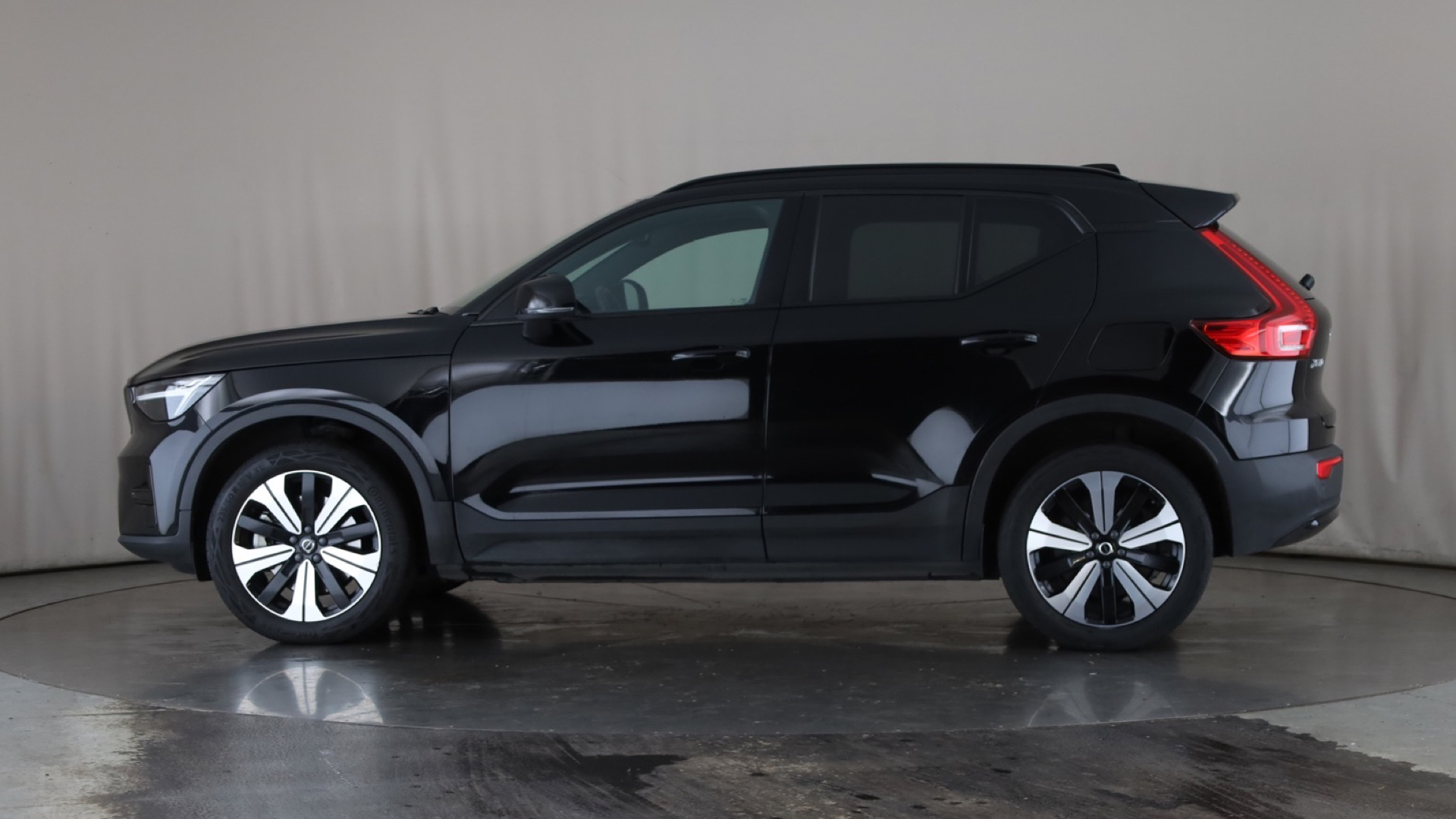 170kW Recharge Core 69kWh 5dr Auto