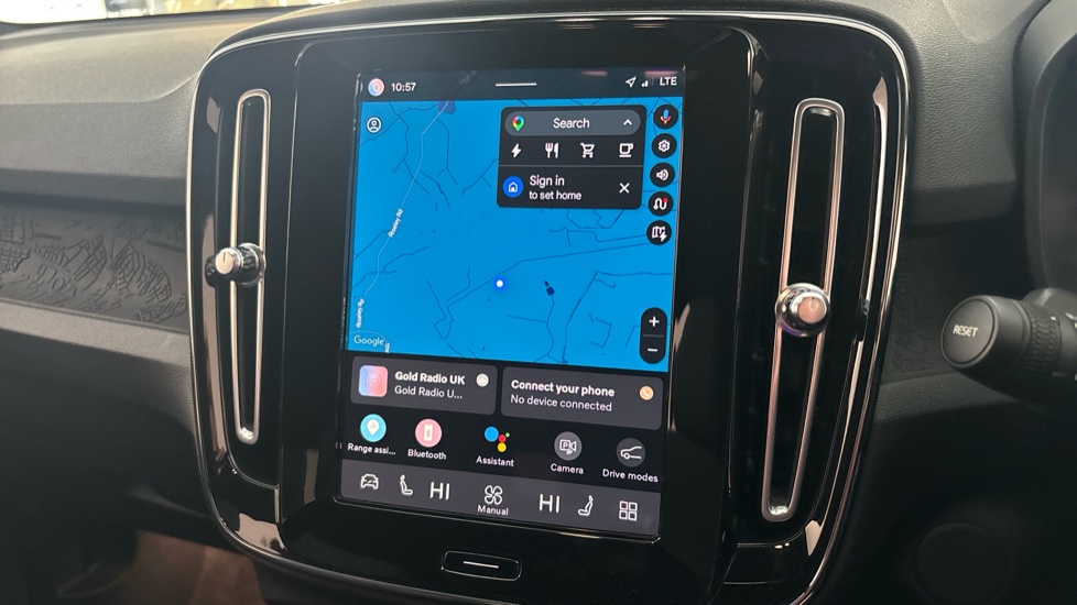 VOLVO XC40 Image 12