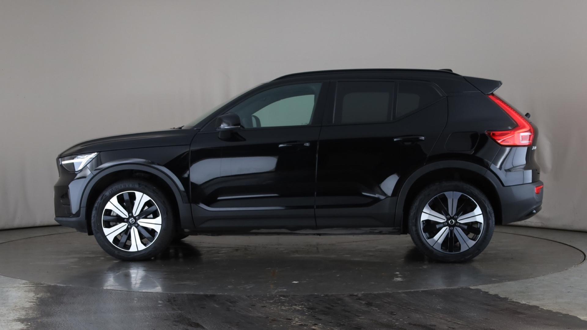 170kW Recharge Core 69kWh 5dr Auto