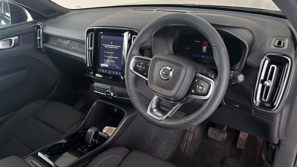 VOLVO XC40 Image 9