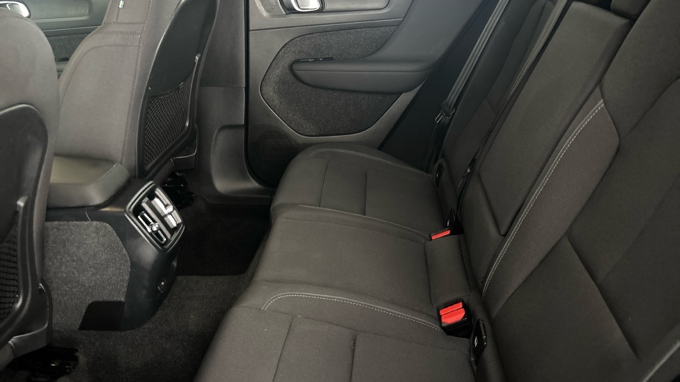 VOLVO XC40 Image 14
