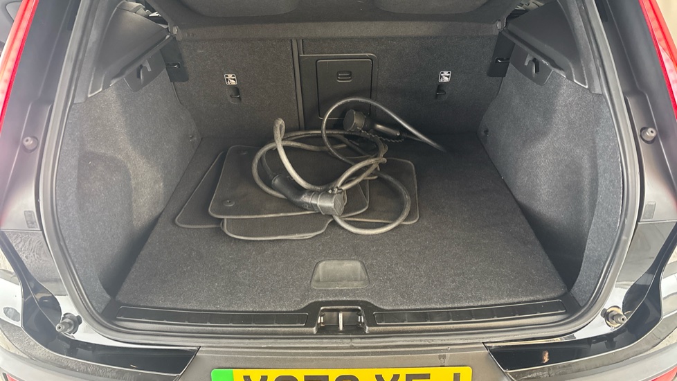 VOLVO XC40 Image 15