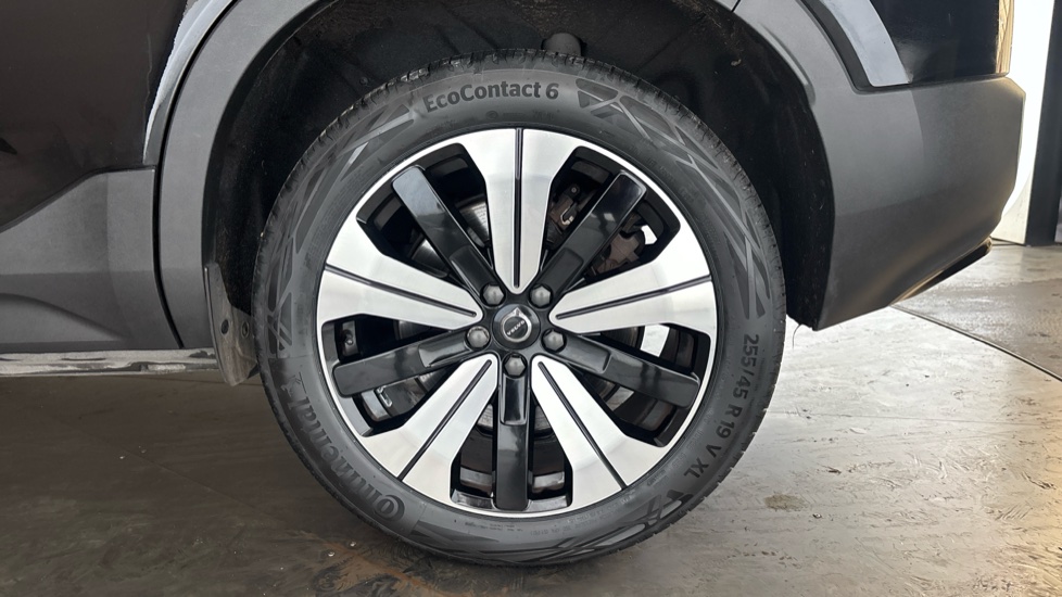 VOLVO XC40 Image 18