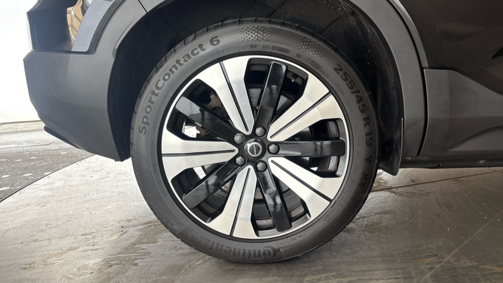 VOLVO XC40 Image 19
