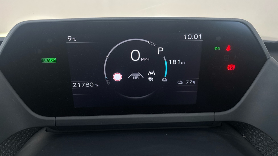 TOYOTA BZ4X Image 13