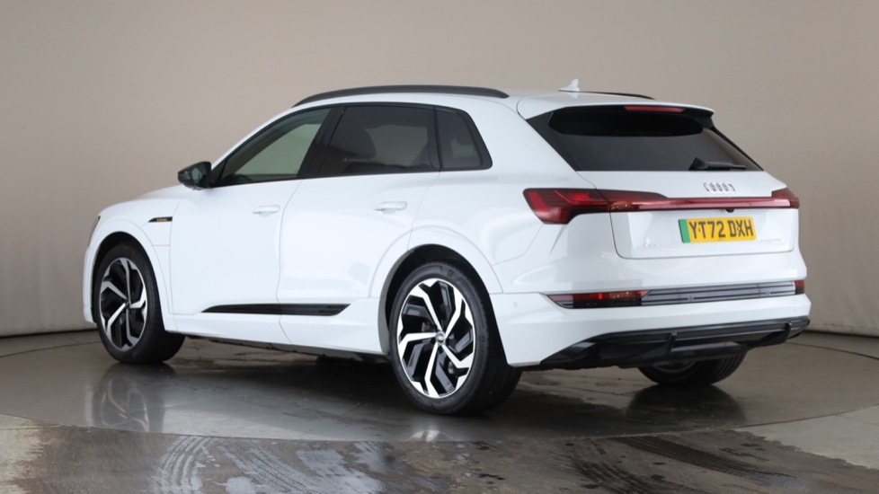AUDI E-TRON Image 3