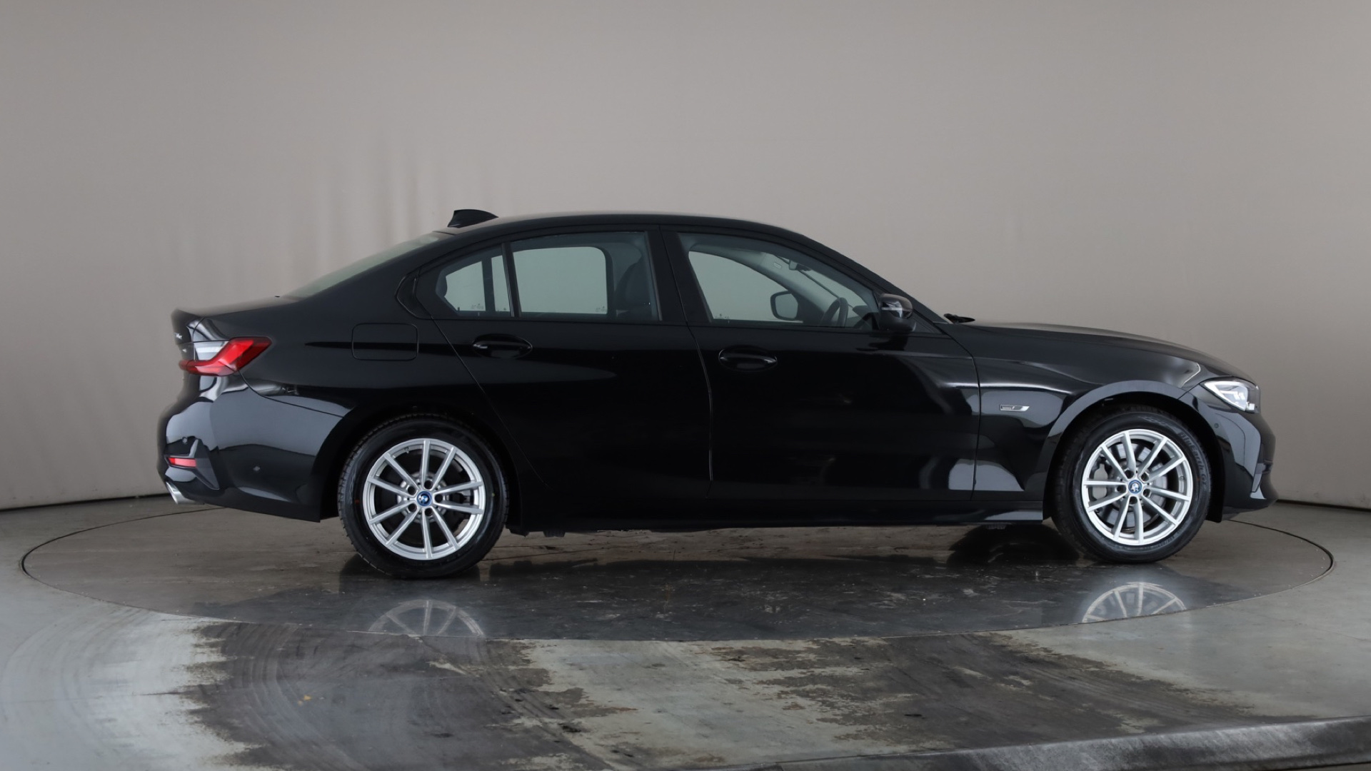 BMW 3 Series 330e SE Pro 4dr Step Auto