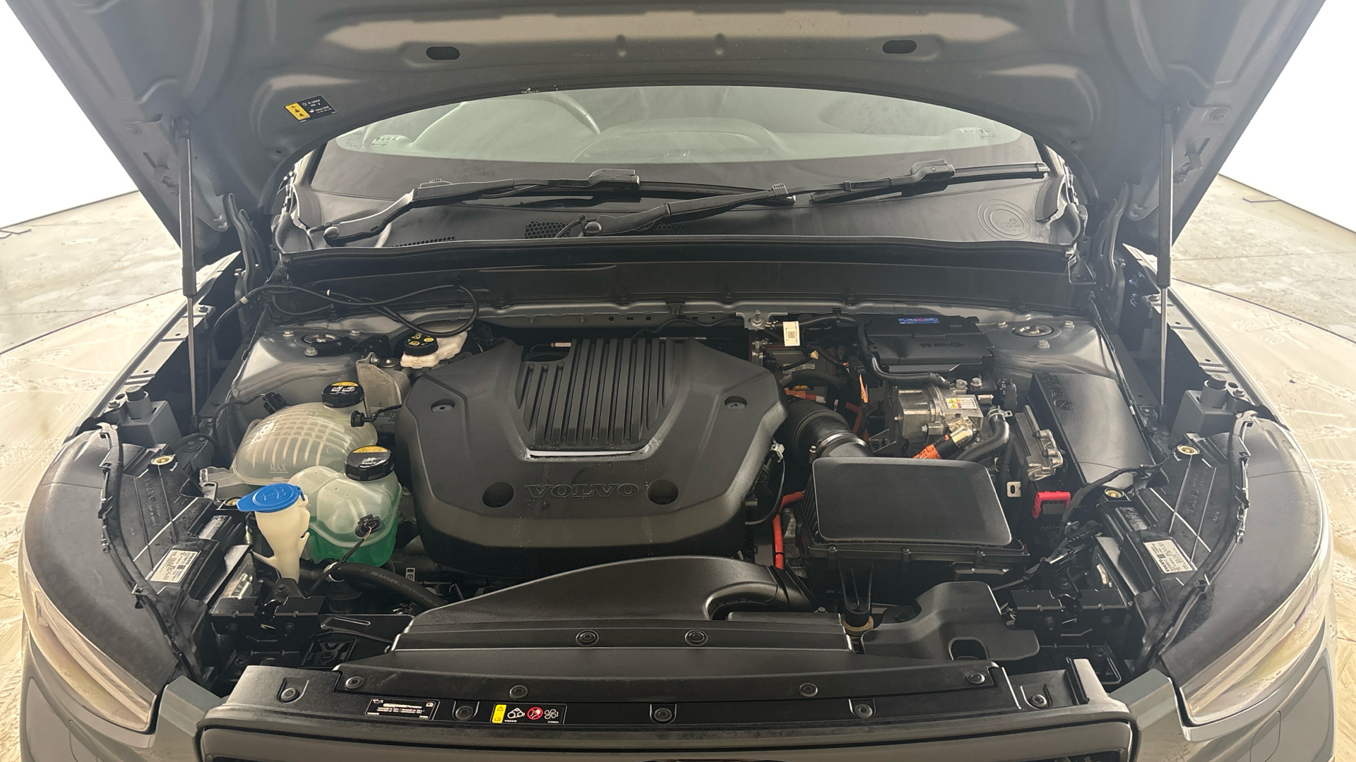 4020727 1.5 T5 Recharge PHEV Ultimate Dark 5dr Auto