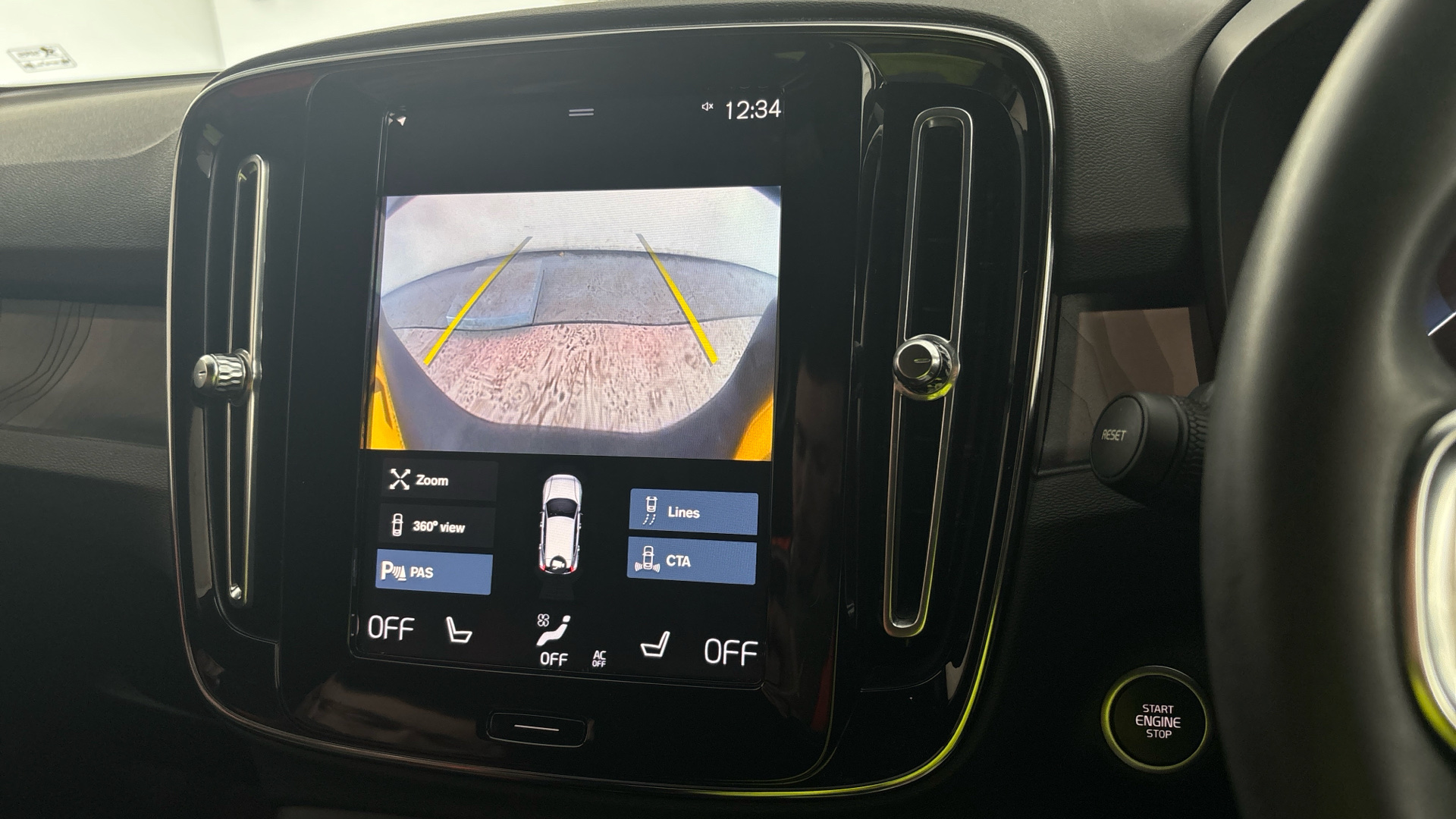 4020727 1.5 T5 Recharge PHEV Ultimate Dark 5dr Auto