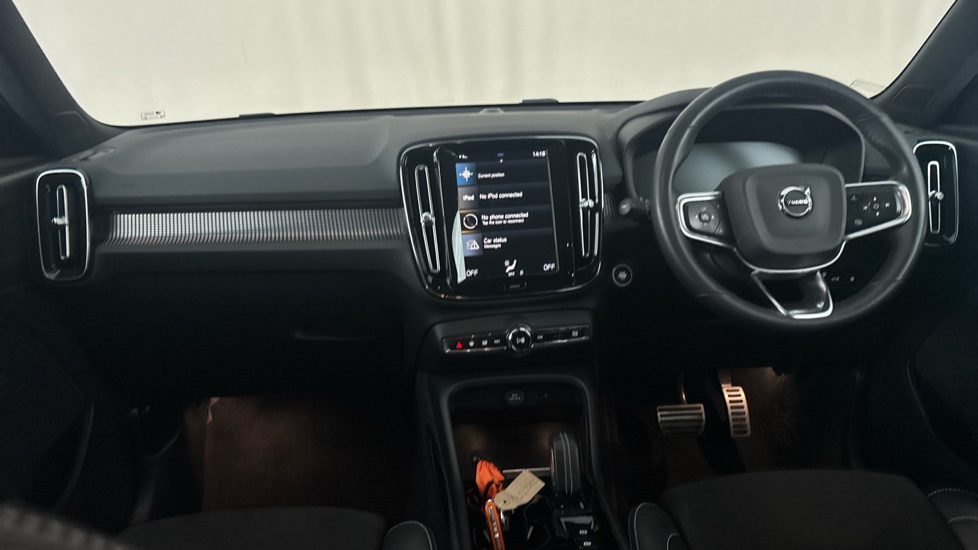 VOLVO XC40 Image 11