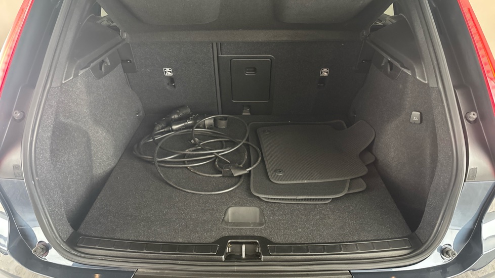 VOLVO XC40 Image 15