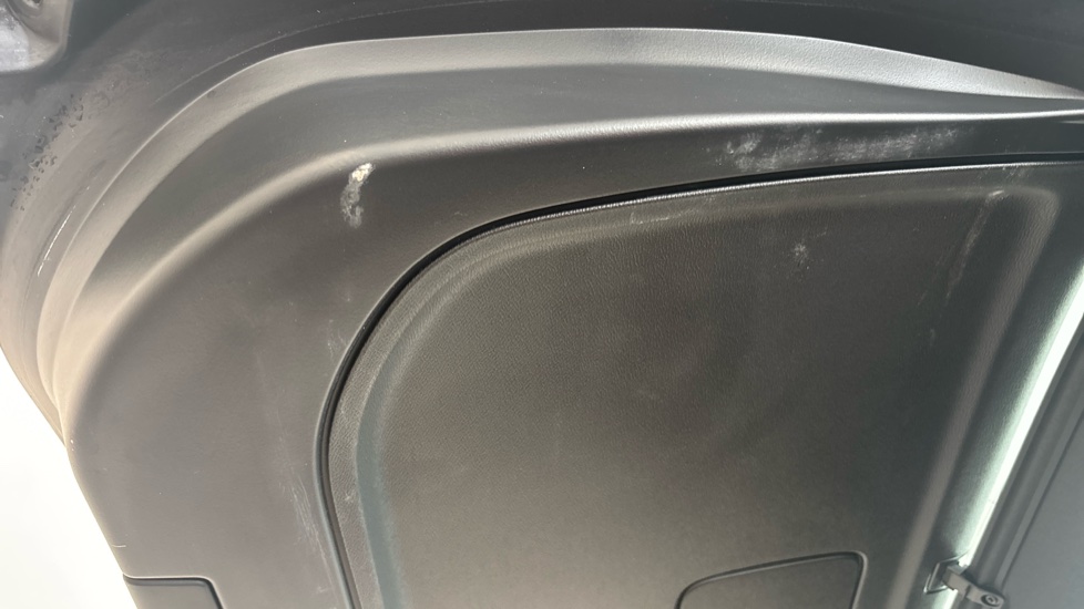 VOLVO XC60 Scuff