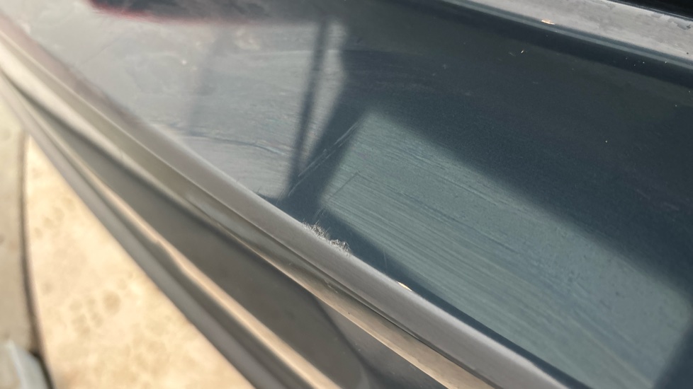 VOLVO XC60 Chips and scratches