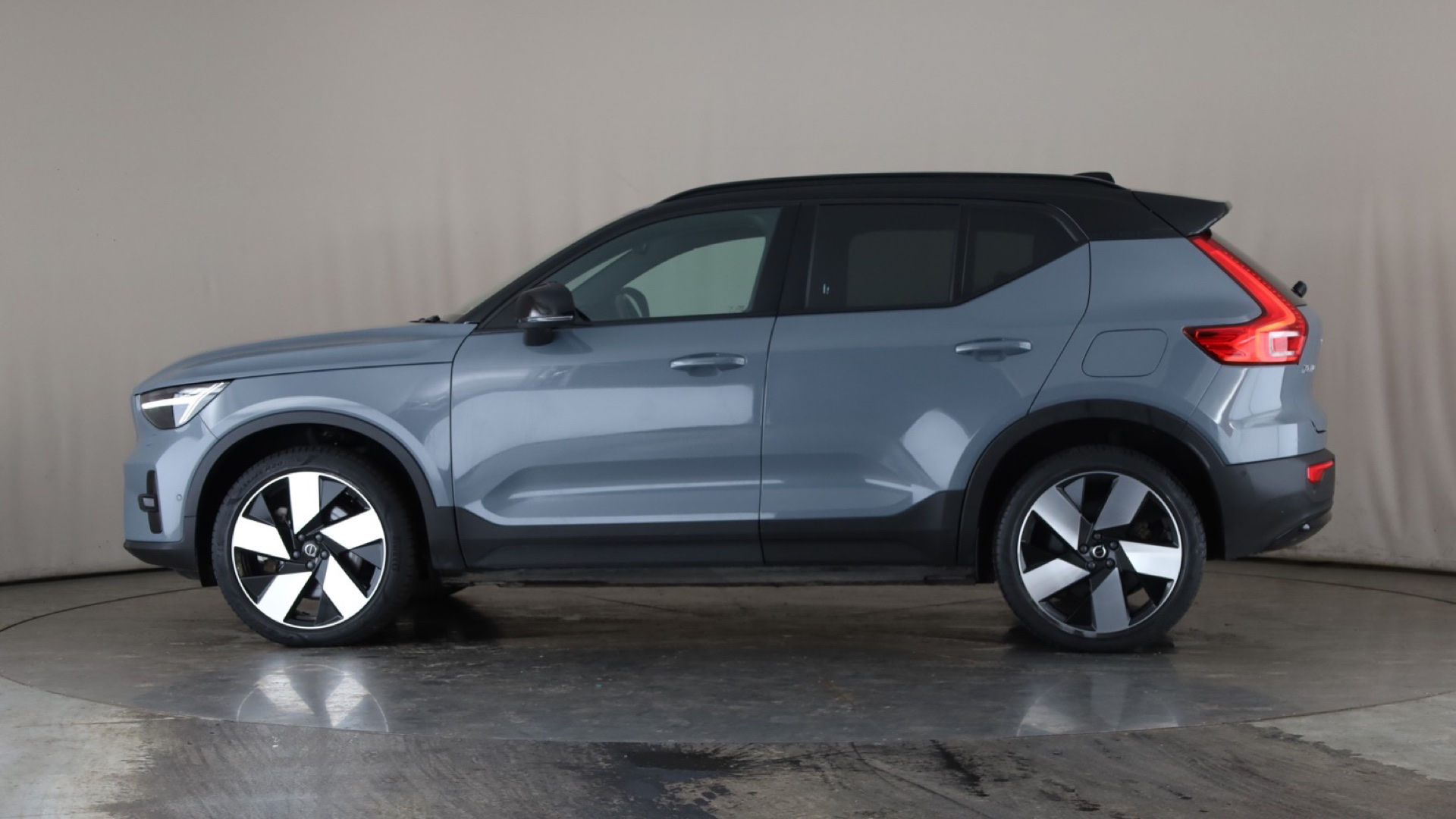 170kW Recharge Ultimate 69kWh 5dr Auto