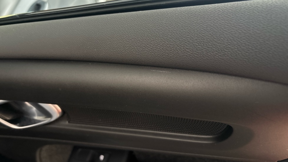 VOLVO XC40 Scratches