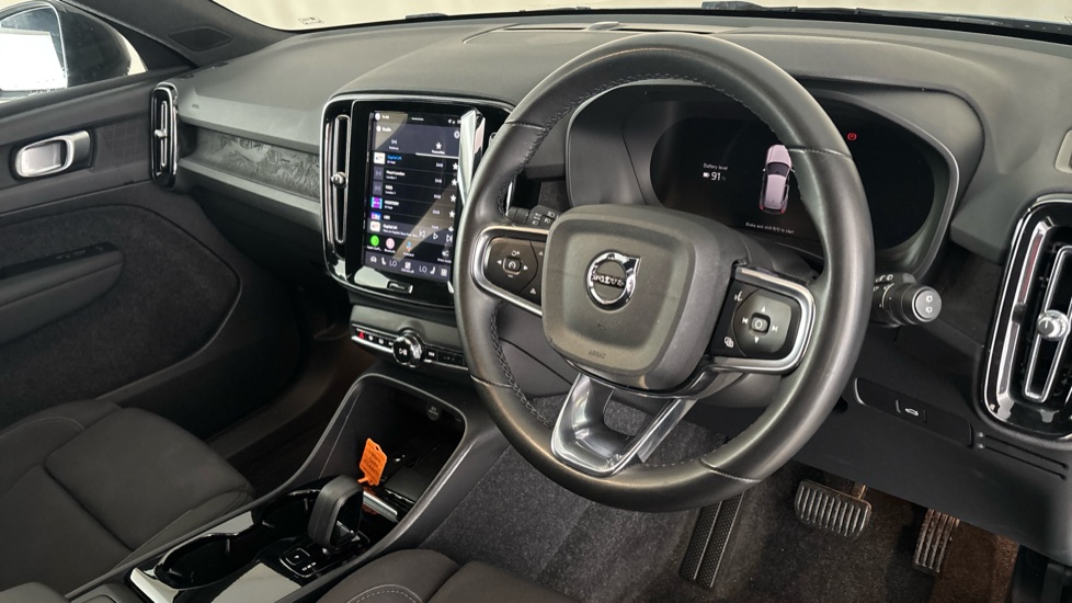 VOLVO XC40 Image 9