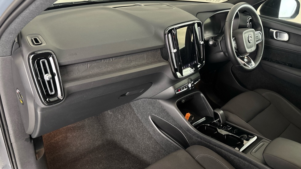VOLVO XC40 Image 10