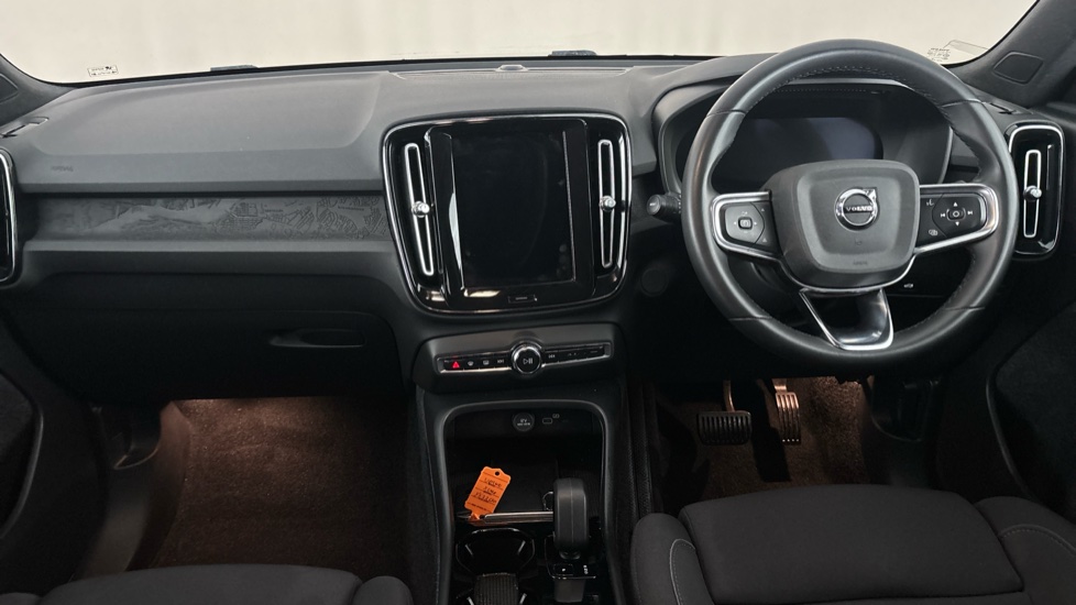 VOLVO XC40 Image 11