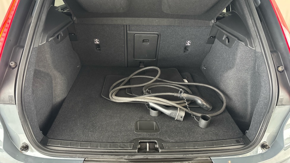VOLVO XC40 Image 15