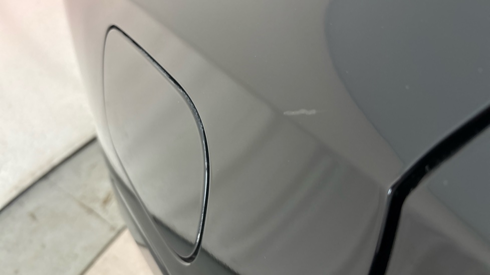 VOLVO XC60 scratches