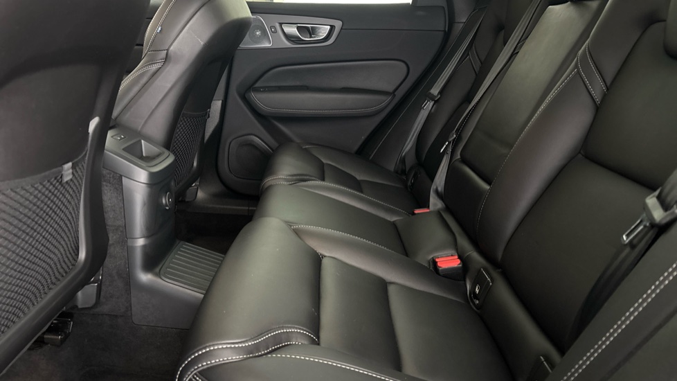 VOLVO XC60 Image 14