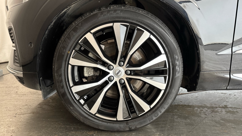 VOLVO XC60 Image 17