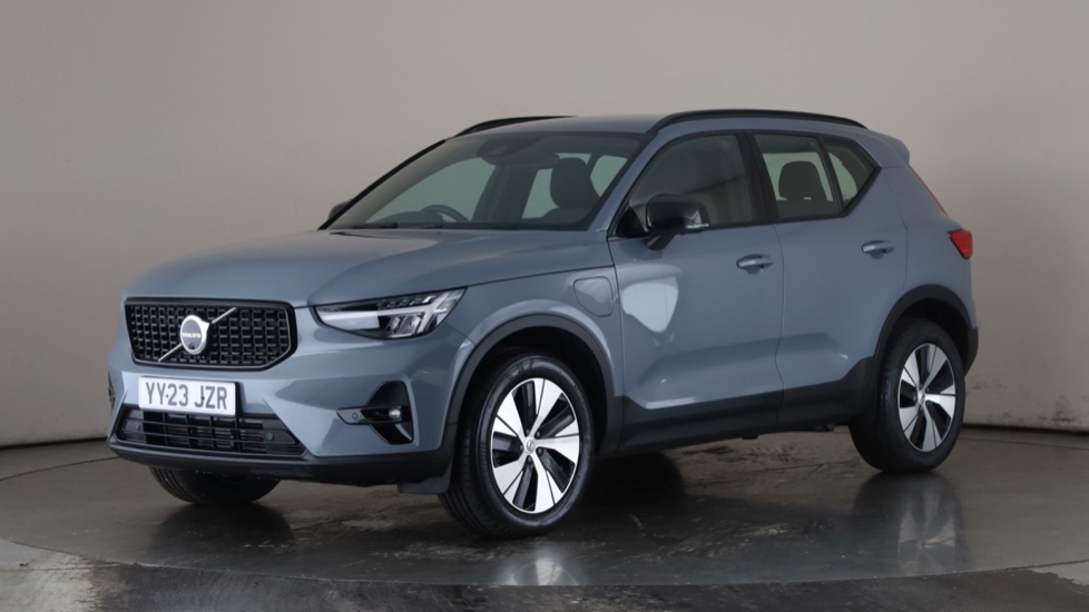 Used VOLVO XC40