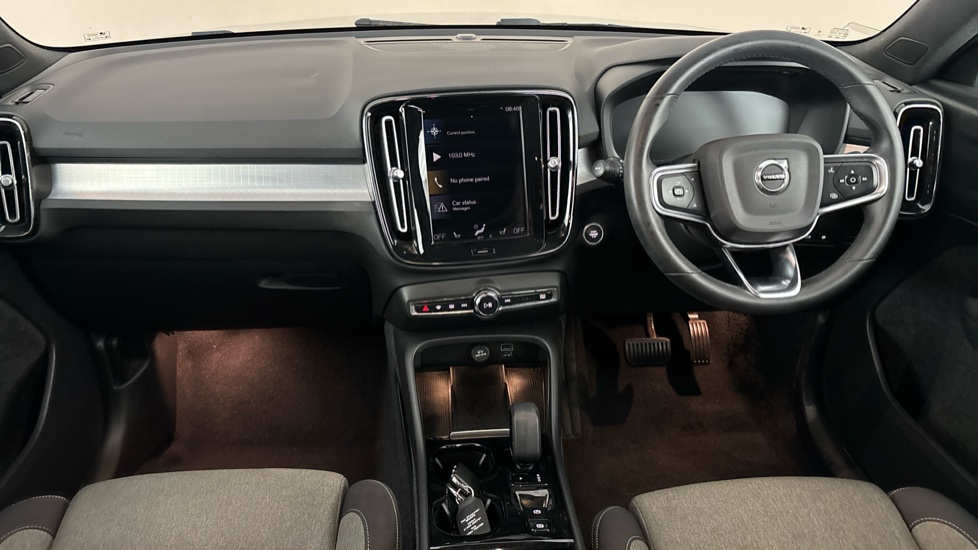 VOLVO XC40 Image 11