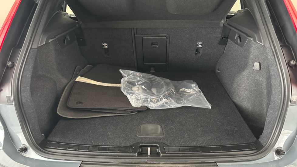 VOLVO XC40 Image 15
