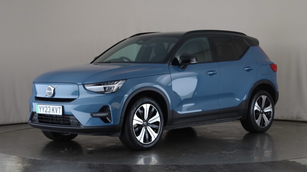 Used VOLVO XC40