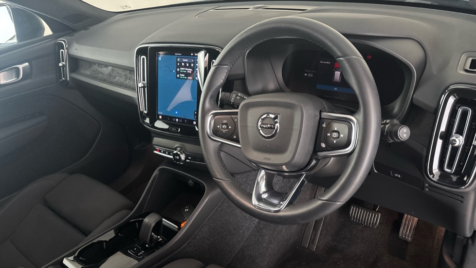 VOLVO XC40 Image 9