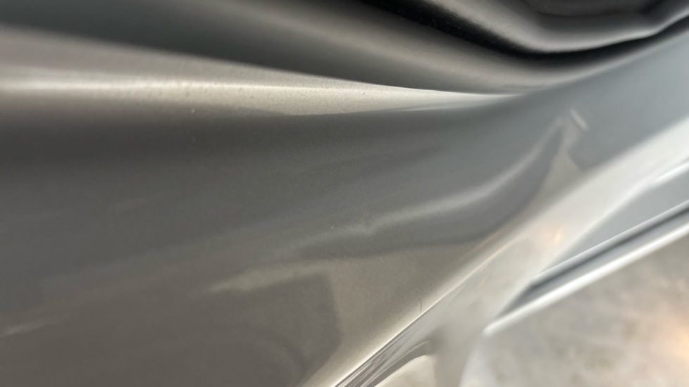 VOLVO XC90 dent