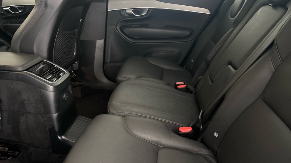 VOLVO XC90 Image 14