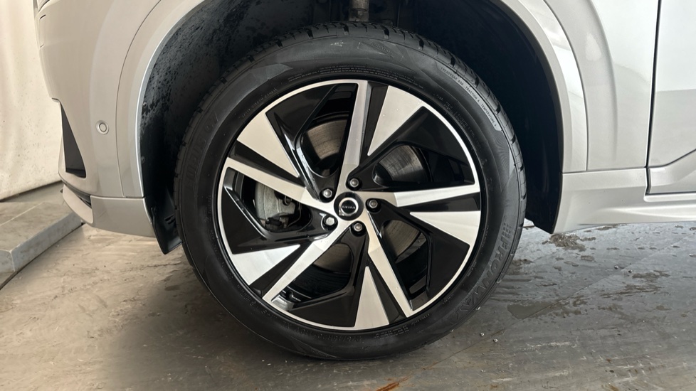 VOLVO XC90 Image 17