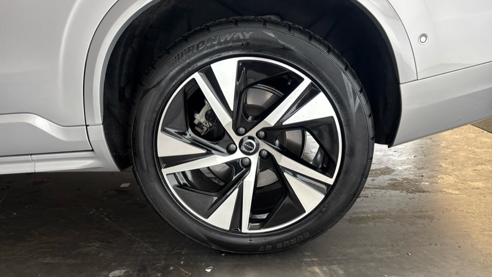 VOLVO XC90 Image 18
