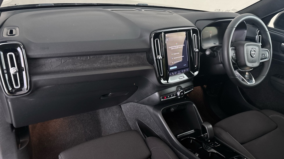 VOLVO XC40 Image 10