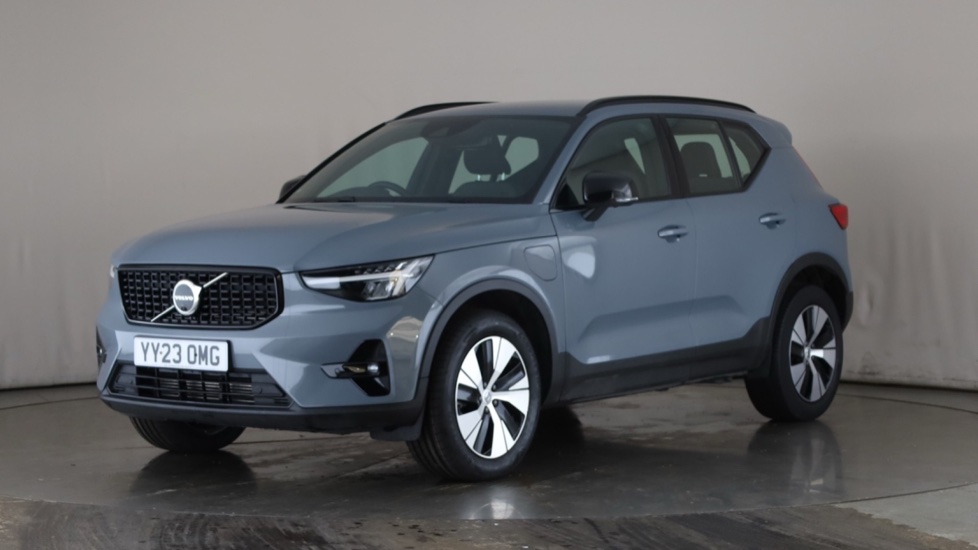 Used VOLVO XC40